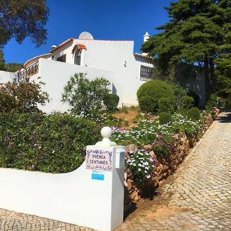 Vivenda Centianes Villa